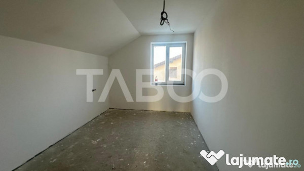 Casa de tip duplex 4 camere 140 mpu 2 bai zona Veterani in S 