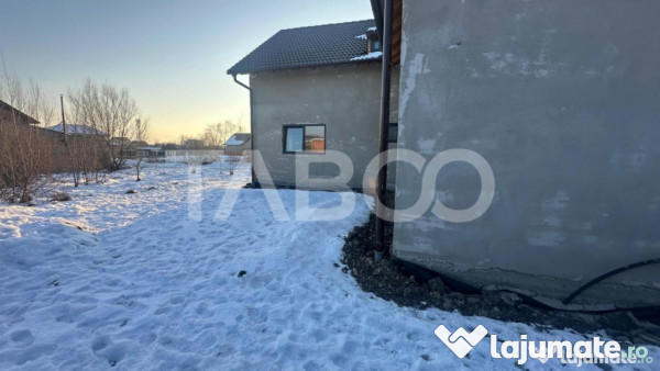 Casa de tip duplex 4 camere 140 mpu 2 bai zona Veterani in S 