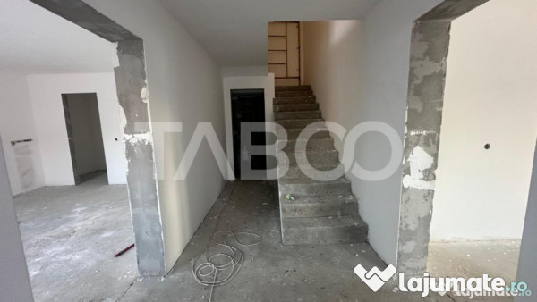 Casa de tip duplex 4 camere 140 mpu 2 bai zona Veterani in S 