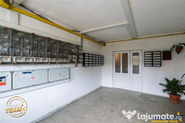 FILM!Apartament spatios, 2 camere, decomandat, Sfantu Gheorg 