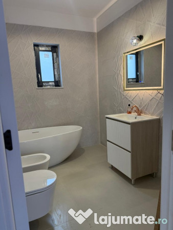 Casă - Hemeiuș Bacau