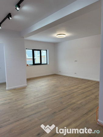 Casă - Hemeiuș Bacau