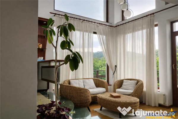 Vila in view panoramic Drumul Poienii, Brasov, 