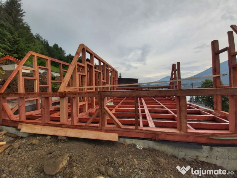 Case lemn Aframe case stil american 