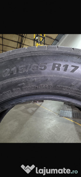 Set anvelope vara Kumho ECSTA 215 65 R17 