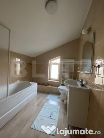 Jumatate de duplex, 120 mp utili, Zona Ciarda Rosie 