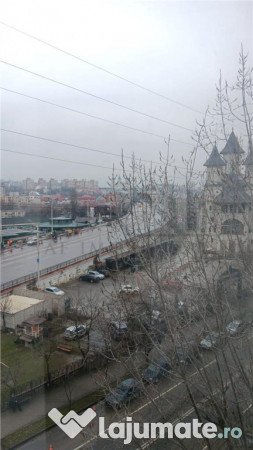 Apartament 3 camere 72mp zona Alexandru cel Bun