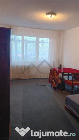 Apartament 3 camere 72mp zona Alexandru cel Bun