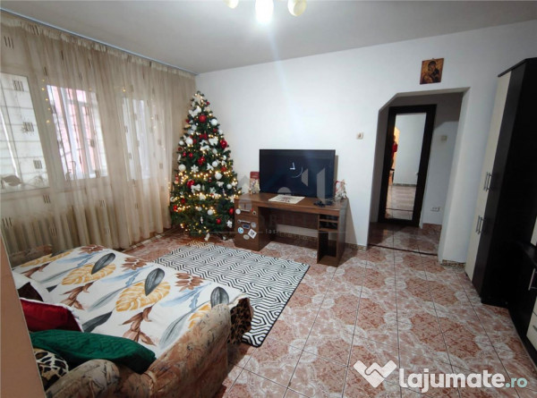 Apartament 2 camere Podu Ros zona Odeon