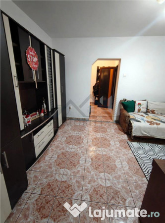 Apartament 2 camere Podu Ros zona Odeon