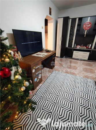 Apartament 2 camere Podu Ros zona Odeon