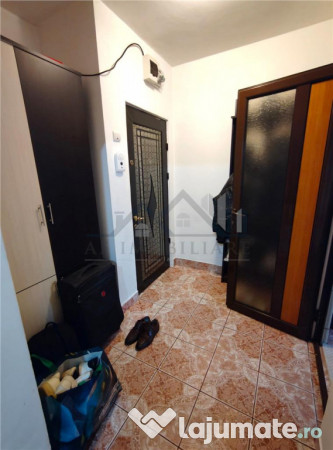 Apartament 2 camere Podu Ros zona Odeon