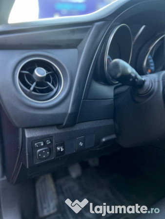 Toyota Auris 2018 102.000 km manuala 