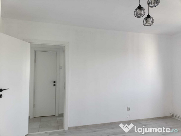 Apartament de 2 camere zona GEMENII 