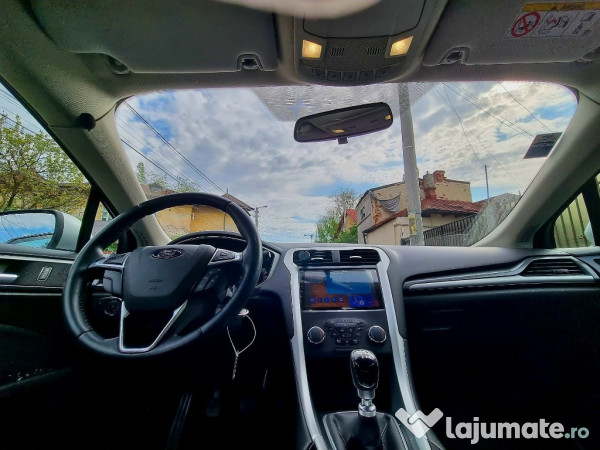 Ford Mondeo 1.5 TDCi Titanium Hatchback