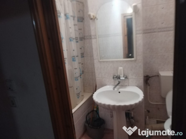 Apartament 1 camera decomandat, ansamblul Dorobantilor. 