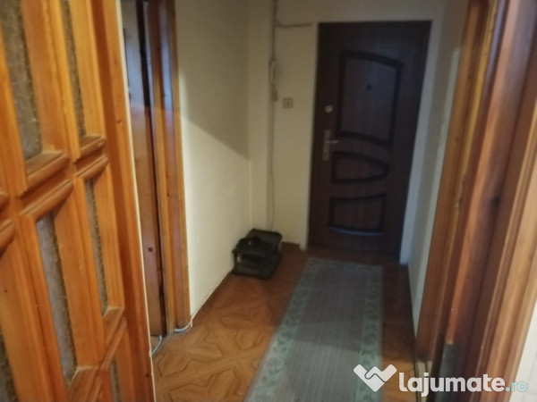 Apartament 1 camera decomandat, ansamblul Dorobantilor. 