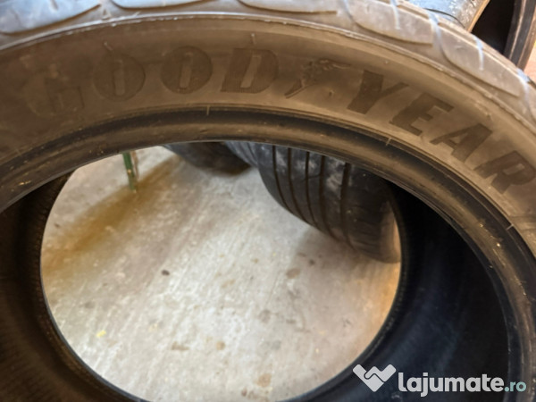 Două seturi de anvelope!!! 