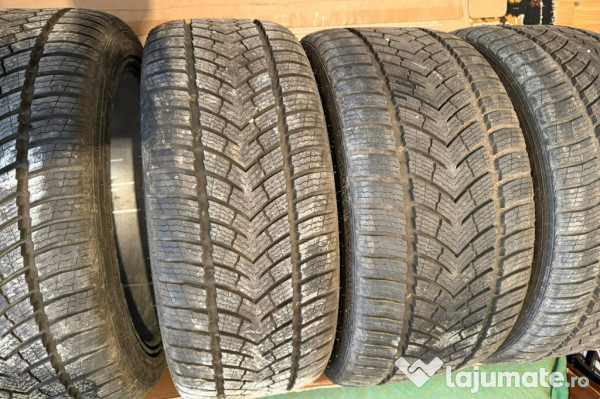 Două seturi de anvelope!!! 