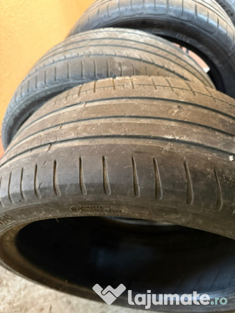 Două seturi de anvelope!!! 