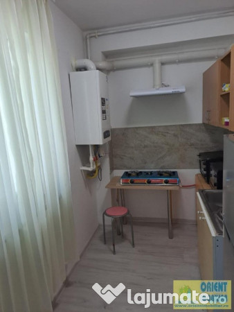 Tomis Plus, garsoniera, parter, gaze, mobilata, inchirieri Constanta, 