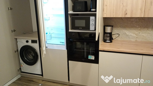 Apartament 3 camere 84 mp utili + 20 mp terase Et 2 zona D-na Stanca.