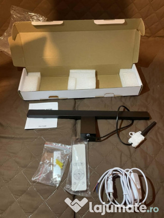 Lampă led cu telecomandă 