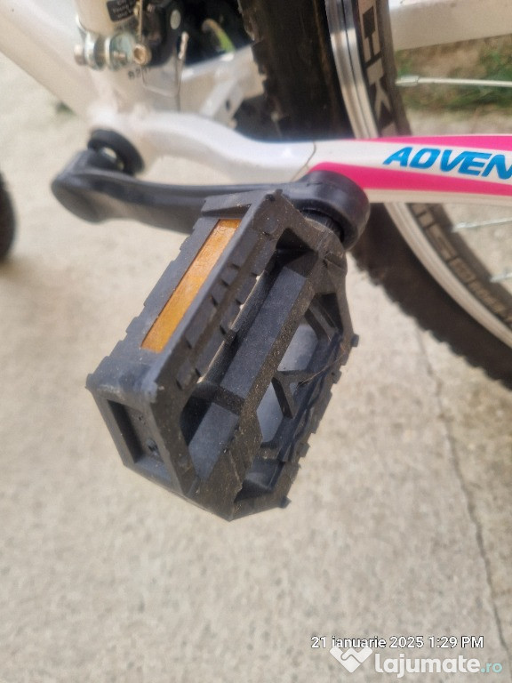 Bicicleta XFACT culoare albastru cu roz 