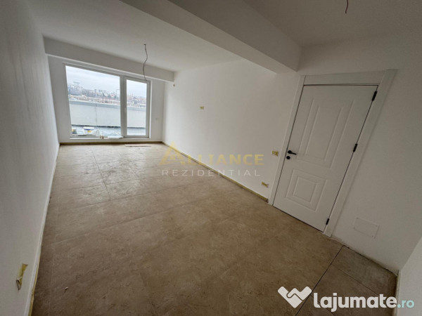 Apartament 2 camere decomandat • Terasa 26 mp • Zona ... 