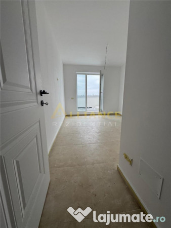 Apartament 2 camere decomandat • Terasa 26 mp • Zona ... 