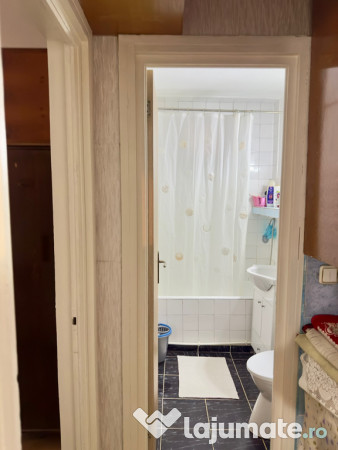 Apartament central cu 2 camere