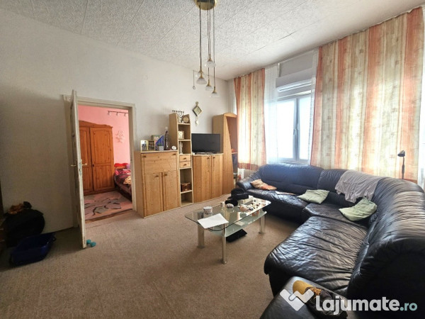 Apartament 3 camere de vânzare – Ultracentral Deva 