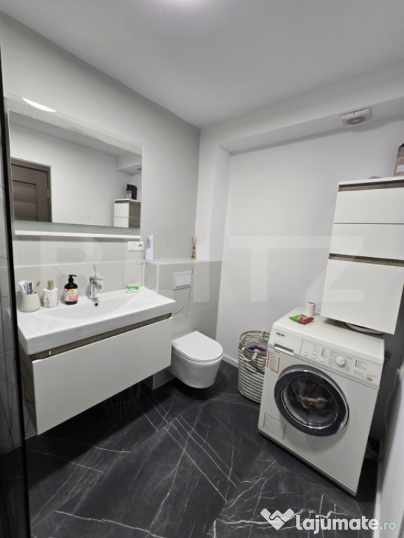 Apartament modern cu 3 camere, gradina si garaj, in Sannicoa 