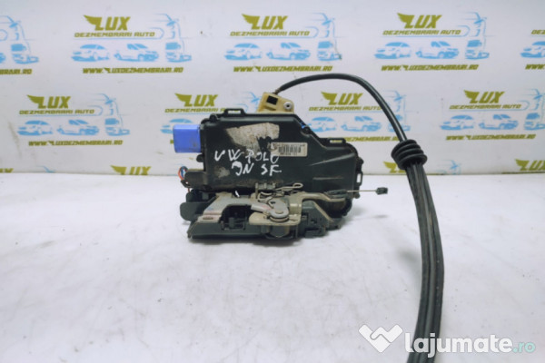 Broasca incuietoare usa stanga fata d3b2 837015af d3b2837015af Volkswa