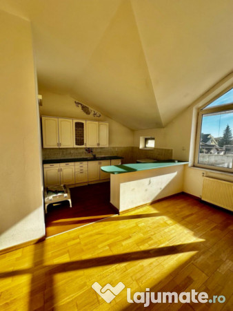 Vilă S+P+1+M in zona Faleza Nord - Universitate