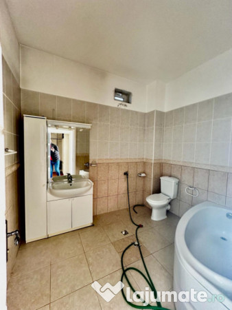 Vilă S+P+1+M in zona Faleza Nord - Universitate