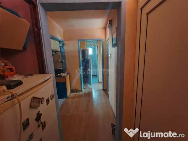 Caransebes, 4 Cam., Dec., Et.2, Zona Pipirig