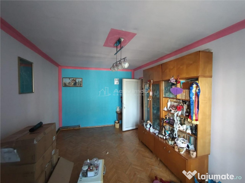 Caransebes, 4 Cam., Dec., Et.2, Zona Pipirig