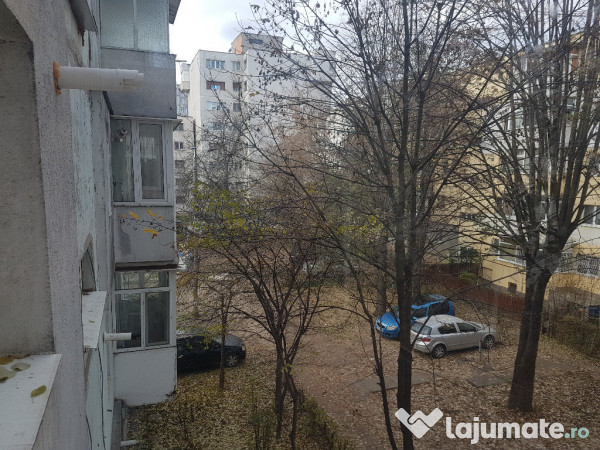 Apartament doua camere, etaj 2, renovat, liber, Narcisa 