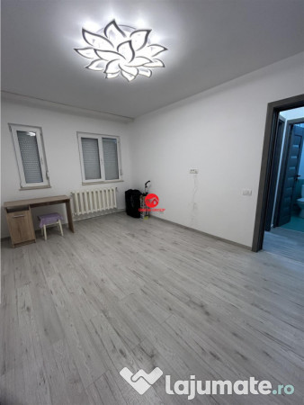 Garsoniera complet renovata, zona Palas 