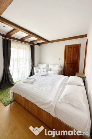 Casa saseasca cu teren generos 