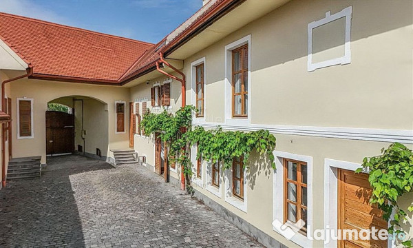 Casa saseasca cu teren generos 