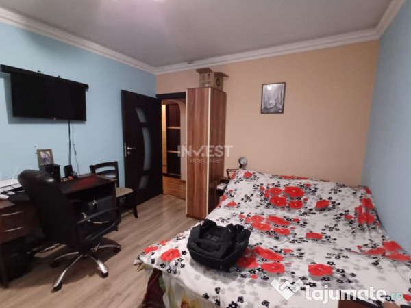 Apartament 3 camere si 2 bai, decomandat, zona Gara