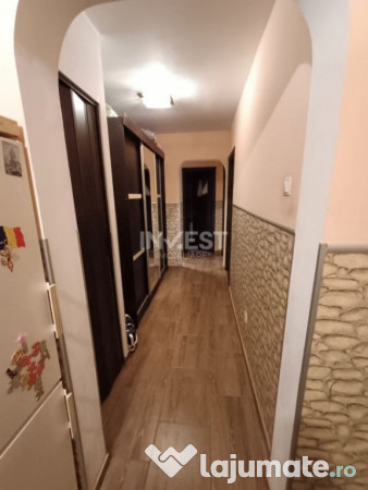 Apartament 3 camere si 2 bai, decomandat, zona Gara