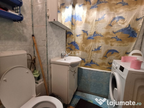 Apartament 3 camere si 2 bai, decomandat, zona Gara