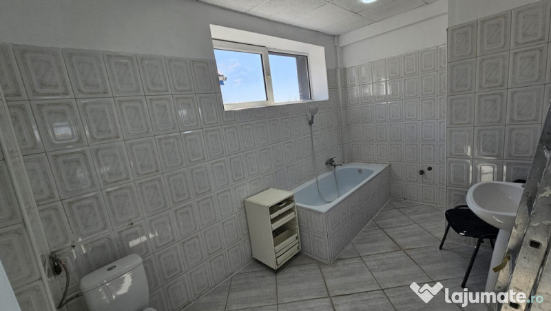 CANTACUZINO-sp.com. aprox 250mp , et.2 la 1000 euro/luna 