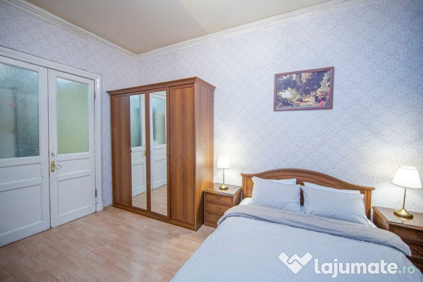 Apartament cu 3 camere de inchiriat 