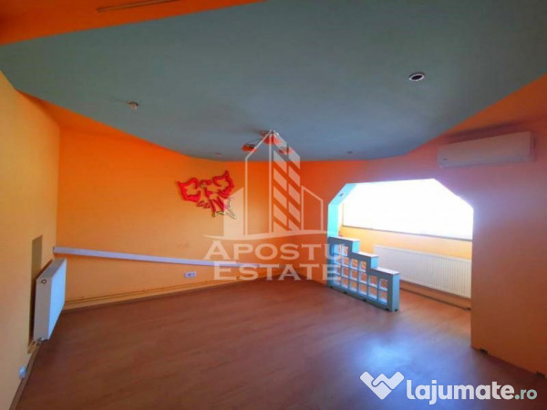 Apartament cu 3 camere, decomandat, 2 balcoane, 2 bai,eta...