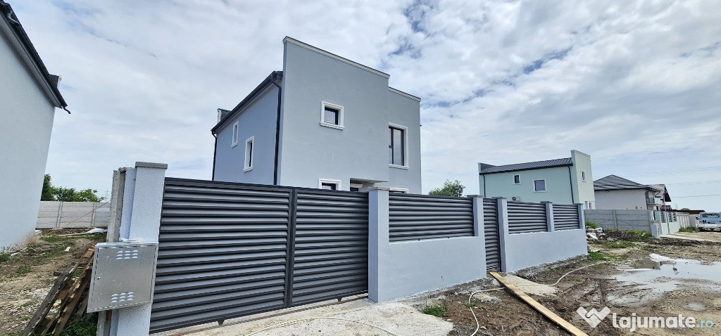 Casa individuala 5 CAMERE/TEREN 428 MP/Com.Berceni/COMISION 0 %