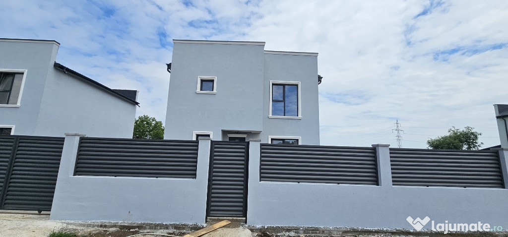 Casa individuala 5 CAMERE/TEREN 428 MP/Com.Berceni/COMISION 0 %